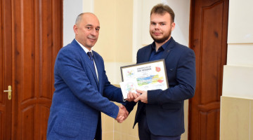 Премія-стипендія для студентів-контрактників